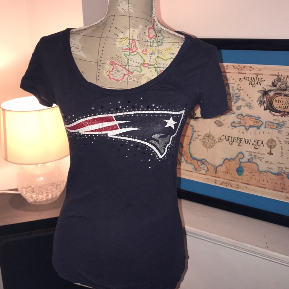 VS PINK VINTAGE PATRIOTS TEE
